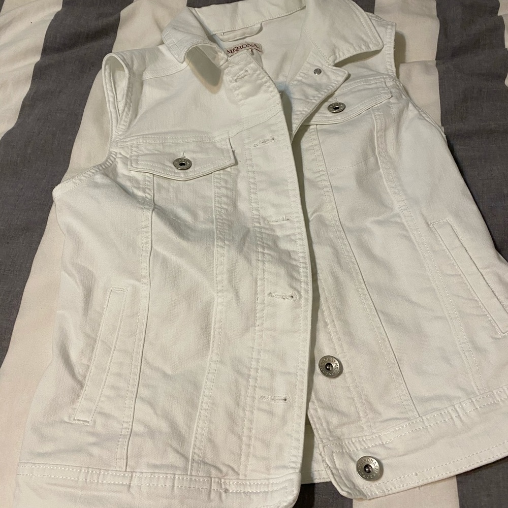 White target vest